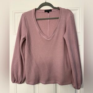 Elegant Mauve V-Neck Sweater